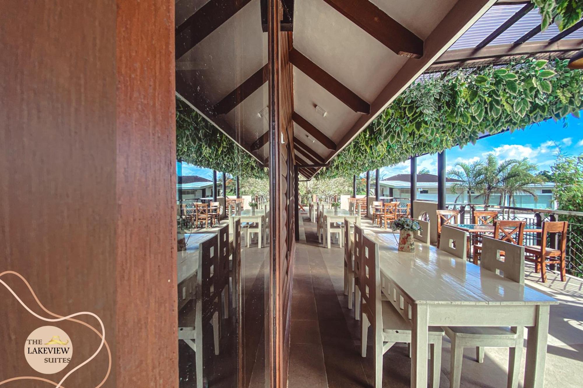 The Lakeview Suites Tagaytay City Exterior foto